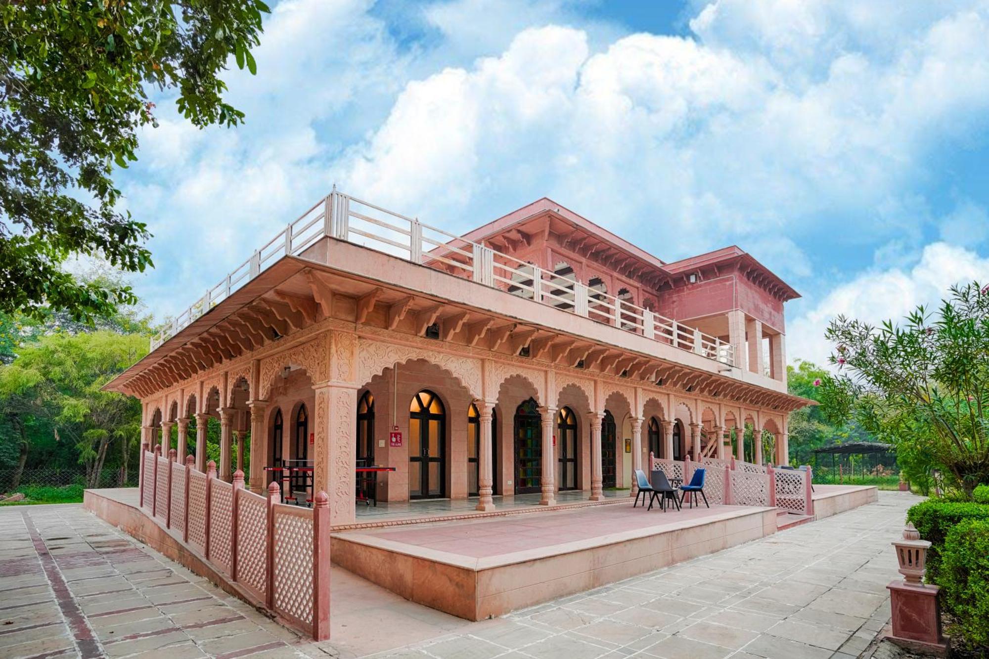 Hotel Club Mahindra Bharatpur Exterior foto